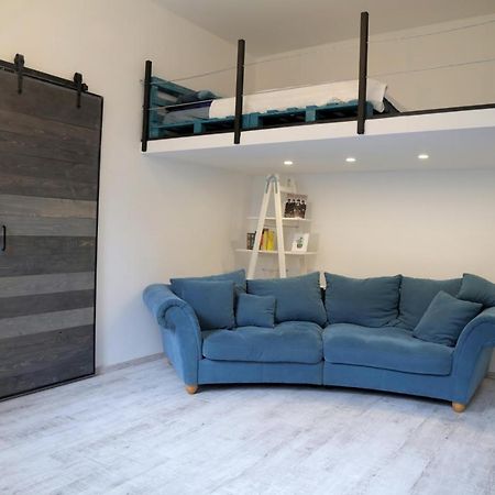 Sweety Blue Apartman Near Oktogon ブダペスト エクステリア 写真